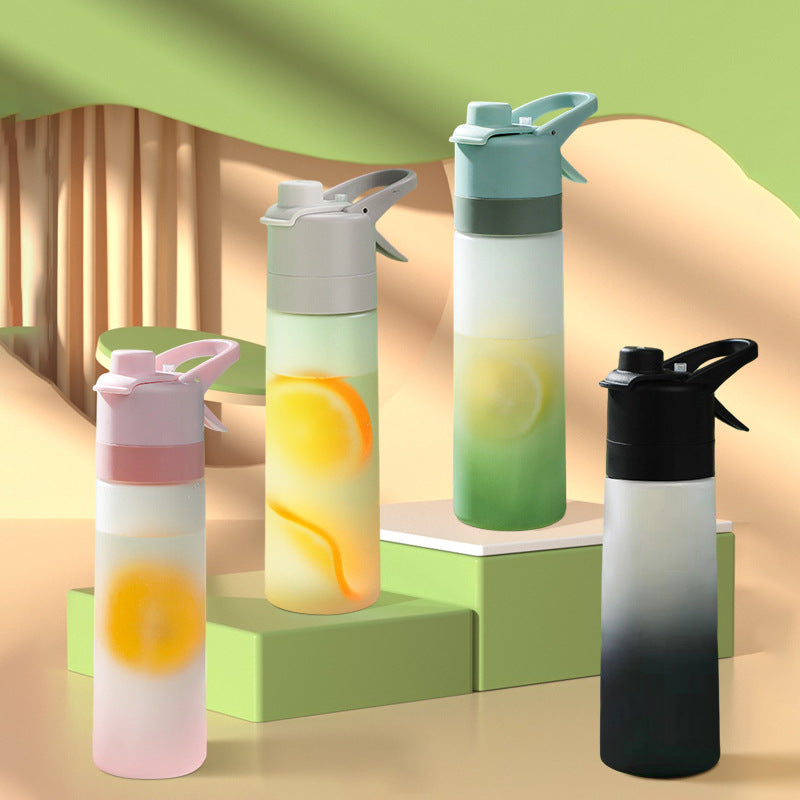 Spray Plastic Water Bottle with Large Capacity